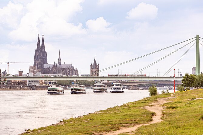 Panoramic Trip on the Rhine 60 Minutes - Highlights of the 60-Minute Trip