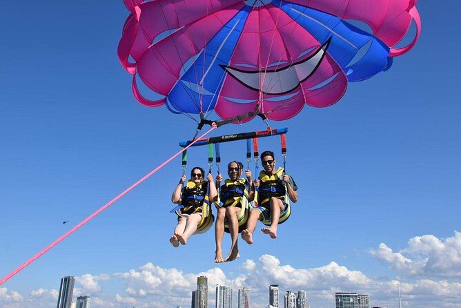 Parasailing in Dubai: Soar High Above the Arabian Gulf - Meeting and Pickup