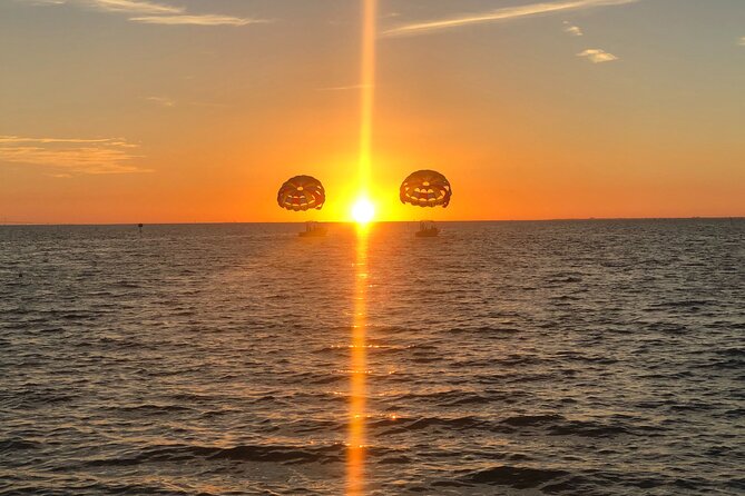 Parasailing Over Historic Charleston Harbor - Professional Staff and Safety Measures
