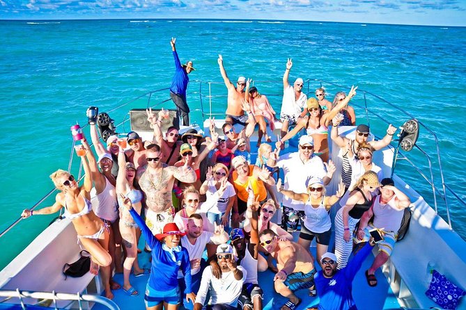 Party Boat in the Waters of Punta Cana Open Bar - Date and Travelers