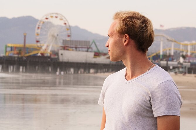 Photo Walk in Santa Monica With Personal Photographer - Expertise in Iconic Santa Monica Locations