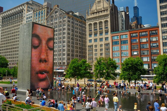 Private & All-Inclusive Chicago Downtown Highlights Walking Tour - Itinerary Highlights