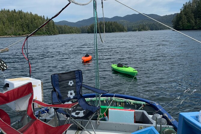 Private Boat Tour to Hot Springs in Alaska - Inclusions