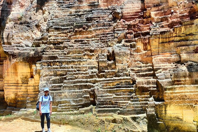 Private Day Tour Surabaya Historiculture - Itinerary Overview