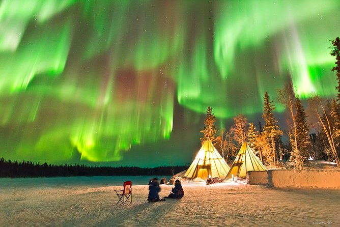 PRIVATE Fabulous Show Tour Search for the Northern Lights by VIP Car Rovaniemi - Tour Details and Inclusions