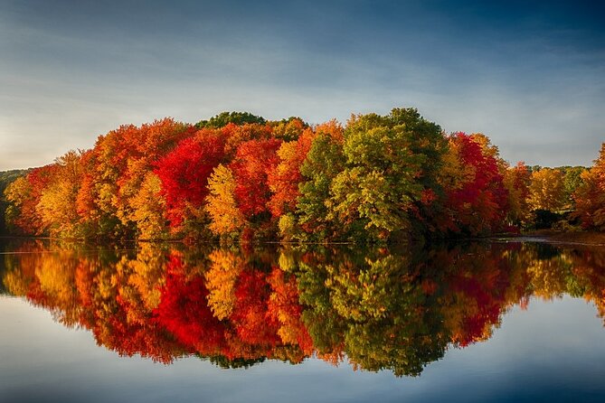 Private Fall Color Tour of Lake Leelanau With Licensed Guide - Private Experience