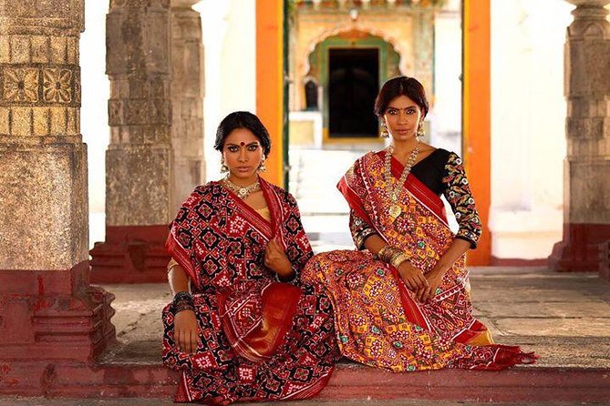 Private Full-Day Textile Tour Excursion From Hyderabad - Itinerary Overview