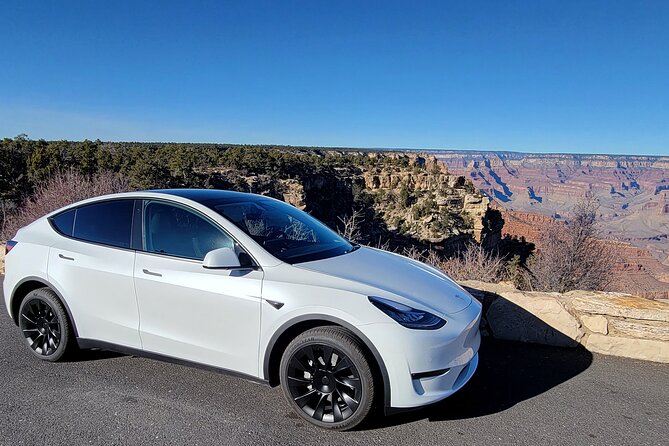 Private Grand Canyon Driving Tour From Sedona in a Tesla EV