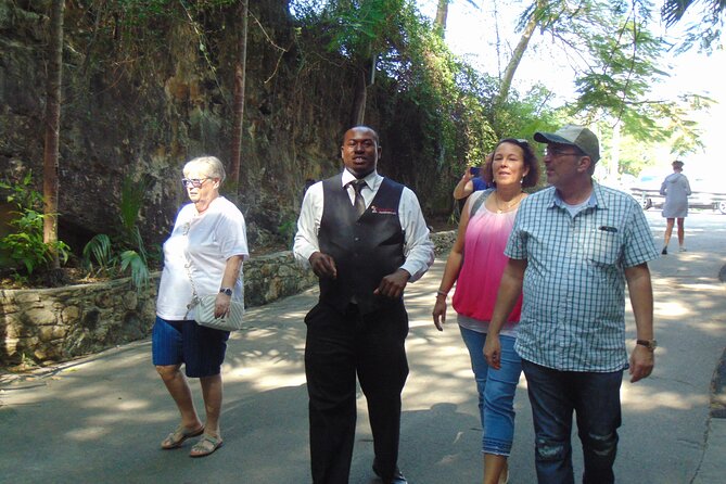 Private Guided Island Tour Nassau & Paradise Island -Free Wifi - Traveler Photos