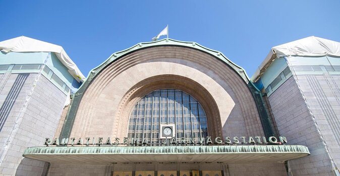Private Guided Walking Tour in Helsinki - Customization Options