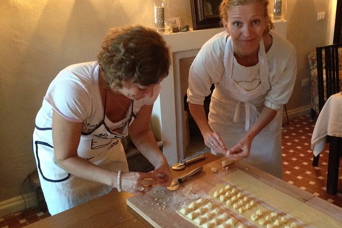 Private Italian Cooking Class and Cheese Tasting in Tuscany - What to Expect During the Class