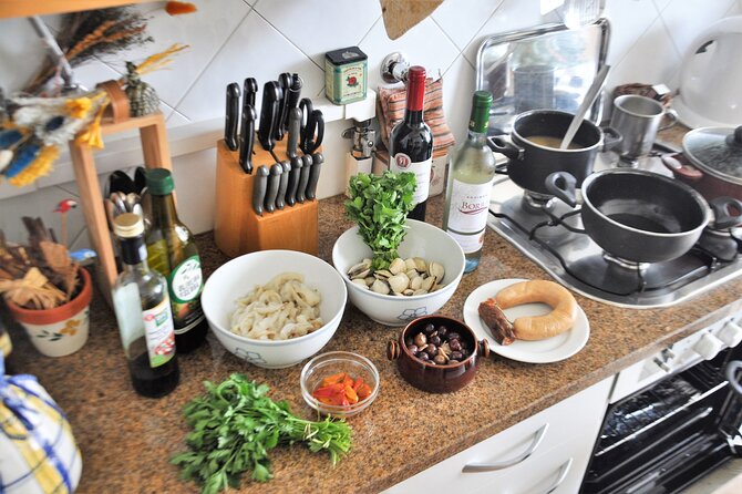 Private Market Tour and Portuguese Cooking in a Local Lisbon Home - What To Expect