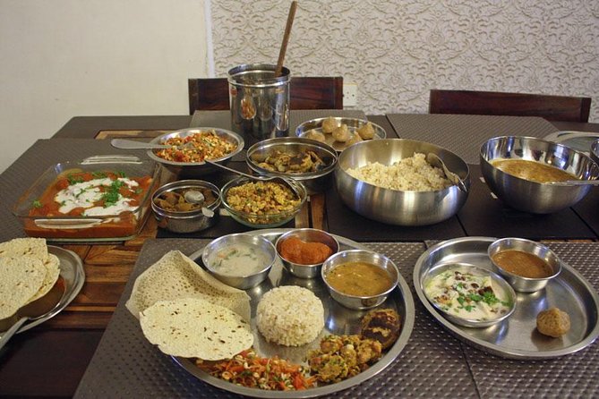 Private Market Tour and Vegan Indian Cooking Demo in Andheri West Mumbai - Tour Overview
