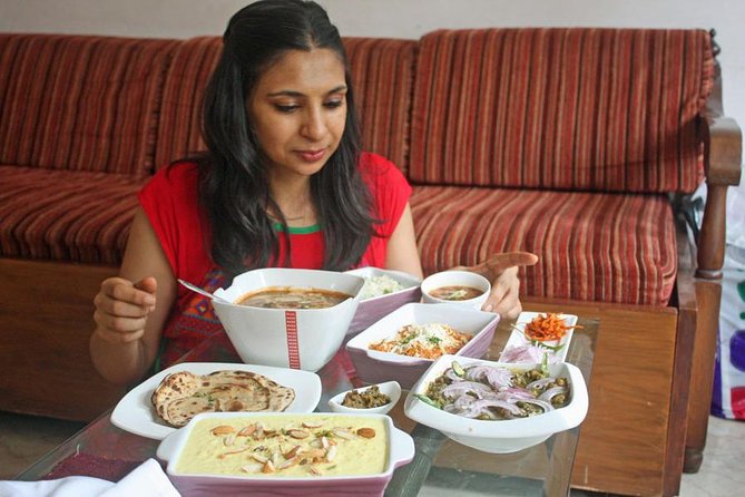 Private Market Tour and Vegetarian Cooking Class in Mumbai - Booking Information