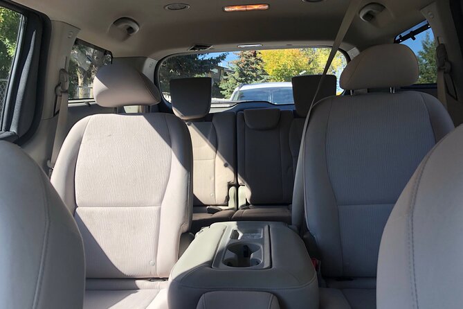 Private Minivan Calgary Ski Transfers - Banff, Lake Louise, Fernie, Golden - Meeting Point and Driver Contact