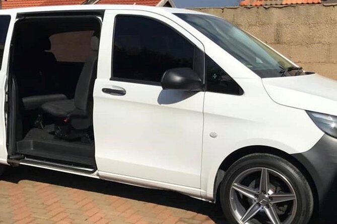 Private Round Trip Airport Transfer - Accessibility and Transportation Information