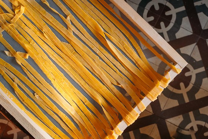 Private Tagliatelle Masterclass at a Cesarinas Home With Tasting in Bologna - Experience Highlights for Food Lovers