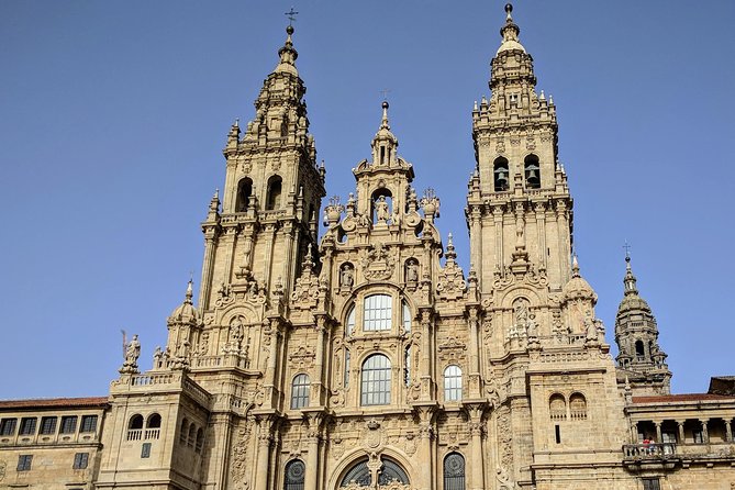 Private Tour Santiago De Compostela From Lisbon - Good To Know