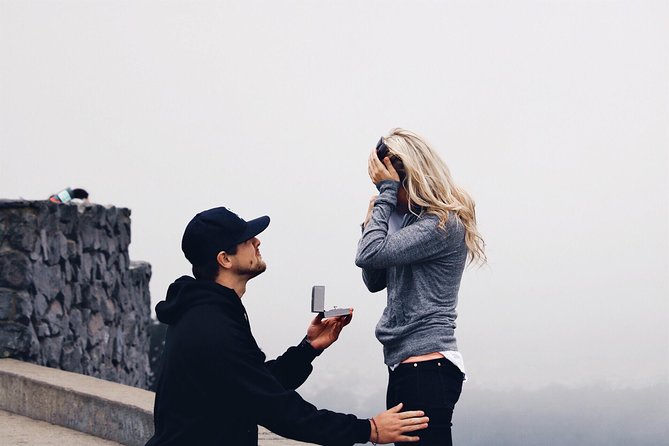 Proposal Photographer in Vancouver - Overview of the Activity