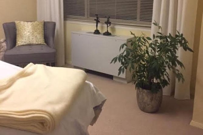 Reiki Energy Healing Session - Amenities and Accessibility