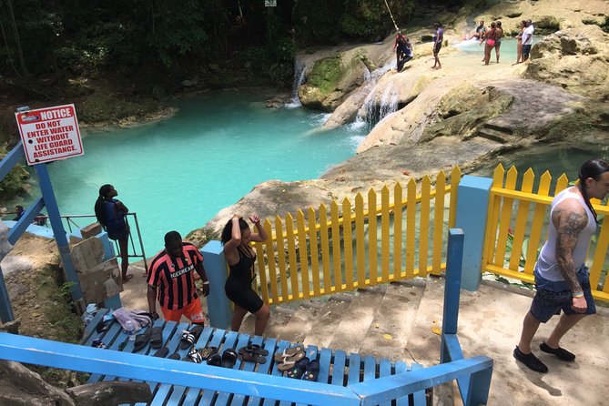 Roundtrip Private Shuttle From Ocho Rios to Blue Hole and Back - Cancellation Policy and Weather Conditions