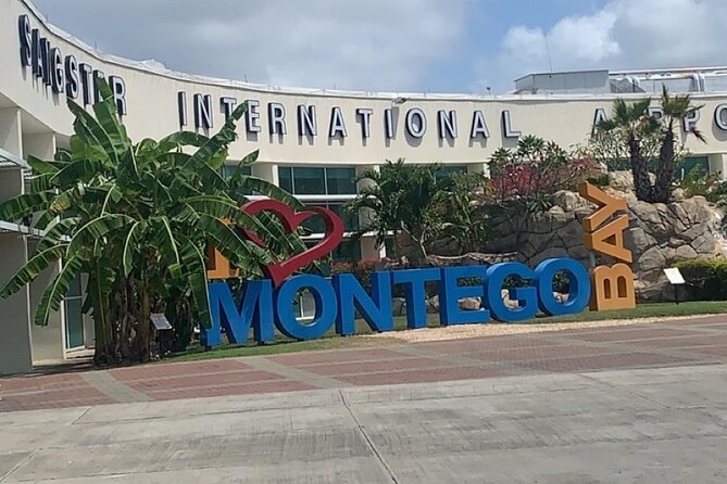 RT AirpoRT Transfer From Kingston to Your Location - Booking and Payment Options