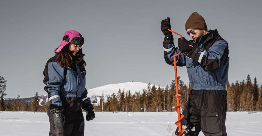 Saariselkä: Arctic Ice Fishing Experience