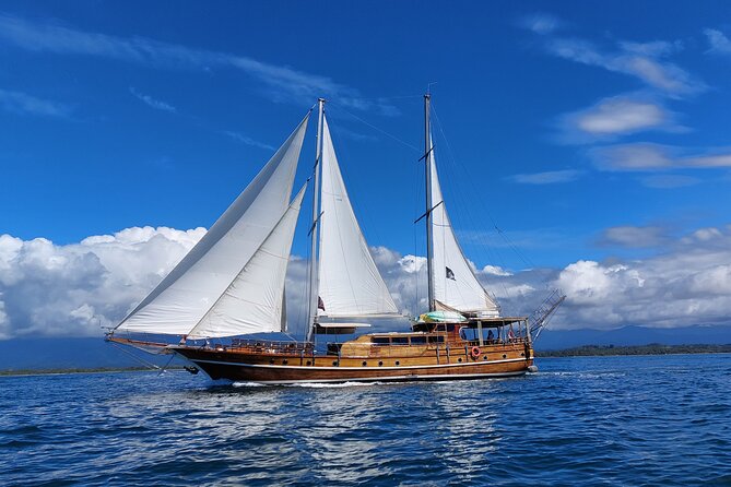 Sailing Ship Cruise  - Quepos - Date Selection and Travelers