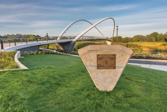 Salem Scavenger Hunt: Oregons Beautiful Capital - Family-Friendly Fun
