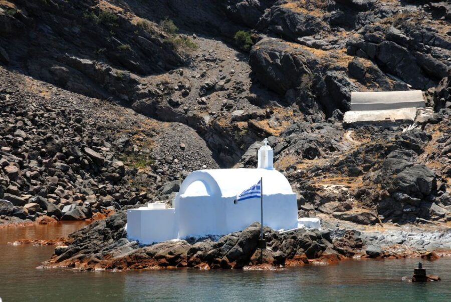 Santorini Caldera: Sunset Cruise With Dinner