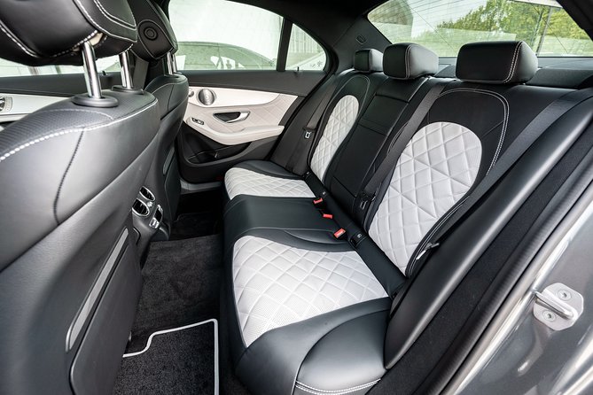 (Sedan VIP Class) Transfer GRU Airport • São Paulo - VIP Sedan Class Features