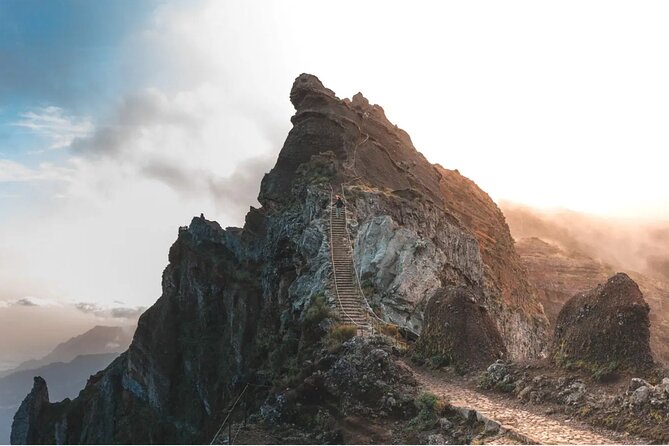 Self-Guided Hike to Pico Do Areeiro, With Transfers. - Hike Difficulty Level