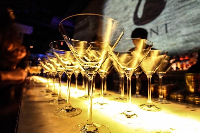 Shanghai Nightlife: Bars in The Bund and Old French Concession - The Bund: A Historical and Vibrant Bar District