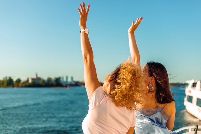 Sightseeing Boat Tour in Archipelago of Helsinki - Inclusions