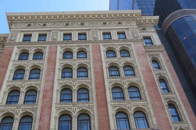 Small-Group Public Walking Tour Exploring Philadelphias Gilded Age to Now - Meeting Point and Time