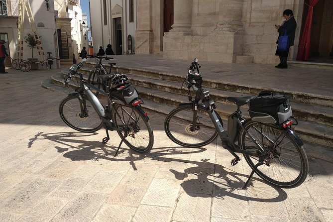 Smart & Easy Ebike Tour in the Itria Valley: Martina Franca - Locorotondo - Inclusions and Services