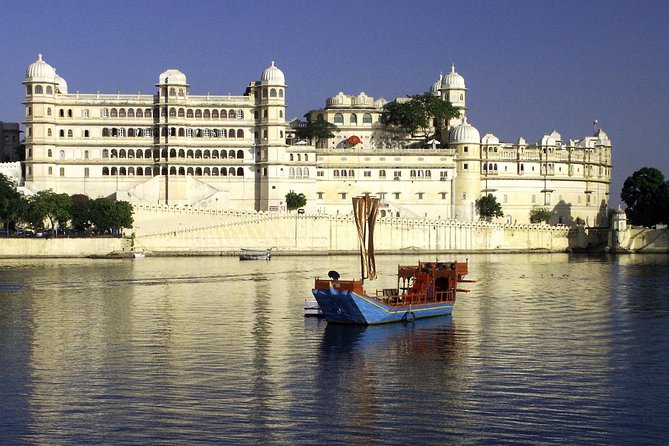Sunset Boat Cruise on Lake Pichola in Udaipur With Private Transport - Booking Information