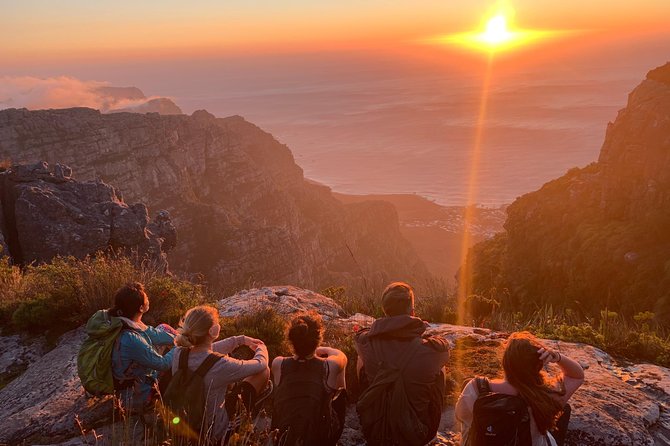 Table Mountain Walking Tour With Picnic, Yoga & Hike, Yoga Expert and More - Picnic and Yoga Session