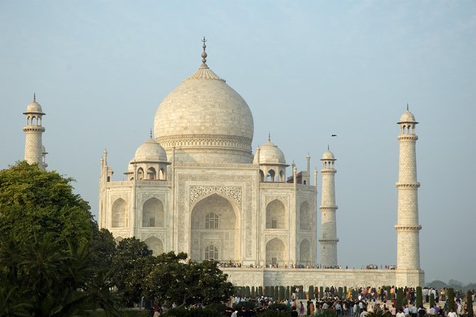 Taj Mahal Sunrise and Agra Overnight Tour From Pune With Flights - Flight Details