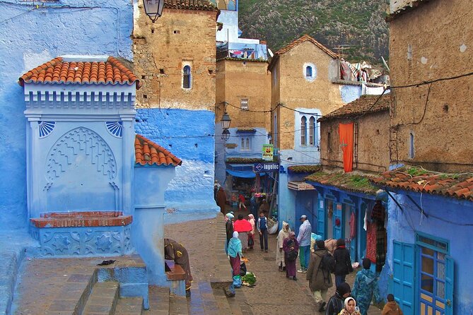 Tangier Transfer From Fes via Volubilis and Chefchaouen - Weather and Minimum Traveler Requirements