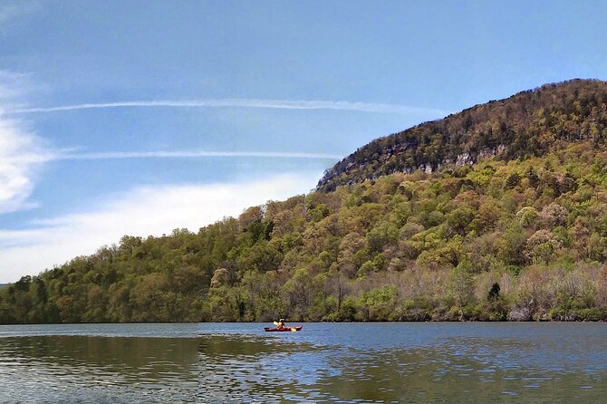 TN River Gorge Fall Colors Kayak by Chattanooga Guided Adventures - Location and Activity Details
