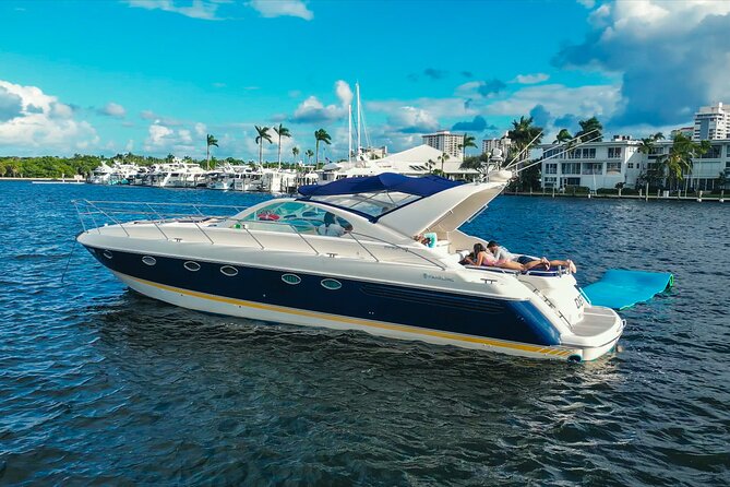 Tour Fort Lauderdale With a Private Brunch on a Yacht - Logistics and Itinerary