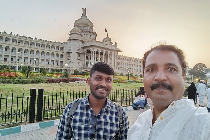 Touristic Highlights of Bangalore (Guided Sightseeing Tour With Food Tasting) - Tour Highlights and Overview