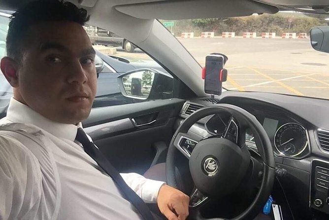 Transfer From the Airport of Fez Saiss to Your Hotel in Fez (Door to Door) - Inclusions