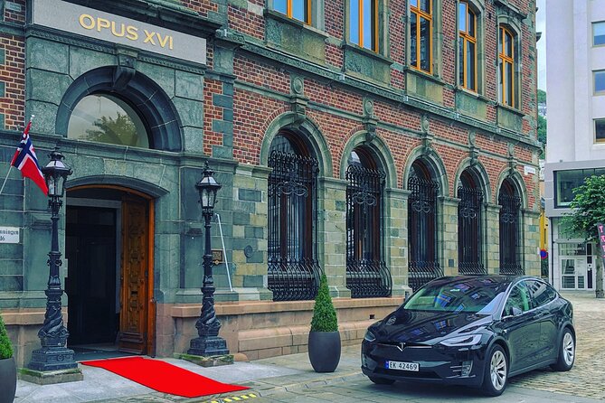 TRANSFER, LUXURY CAR 1-3 PAX: Bergen – Fagernes, Valdres - Luxury Car Features and Amenities