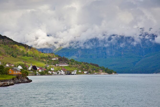 TRANSFER, LUXURY VAN 1-7 PAX: Bergen – Lofthus - Pick-Up and Drop-Off Locations