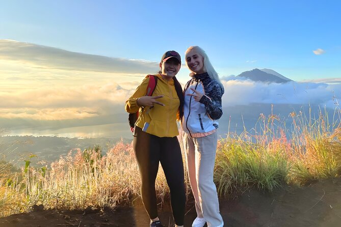 Ubud Sunrise Small-Group Volcano Hike With Breakfast - Tour Overview