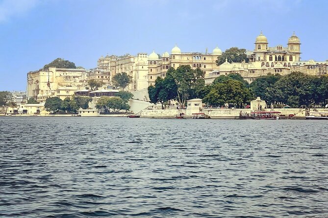 Udaipur City Private Luxury Tour With Guide - Customer Reviews Analysis