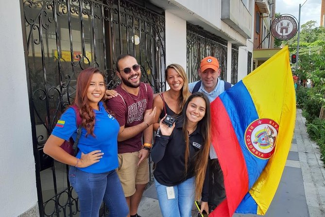 Walking Historical Tour of Medellín, Walking Reality. - Inclusions and Experiences