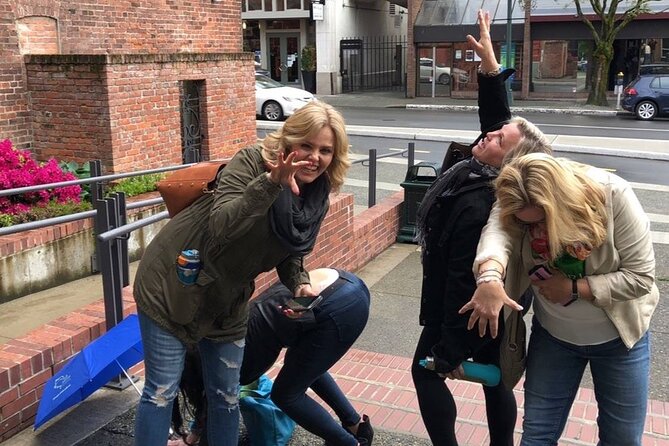 Windsor City Scavenger Hunt by Zombie Scavengers - Start and End Time